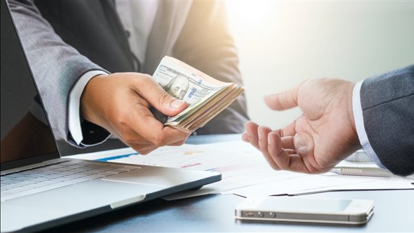  سداد القروض