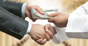 الفرق بين تسديد القروض البنكية والقروض التمويلية: ما الذي يهمك؟ 4 تسديد القروض البنكية والتمويلية