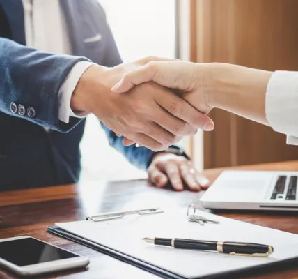 الفرق بين تسديد القروض البنكية والقروض التمويلية: ما الذي يهمك؟ 1 تسديد القروض البنكية والتمويلية